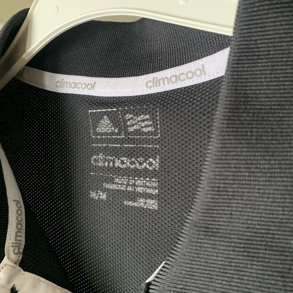 Medium adidas climacool gold shirt. - Picture 3 of 3